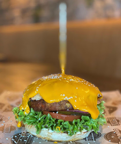 http://www.luxburger.de/