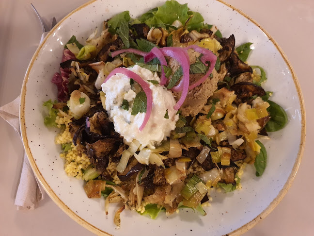 Plus+ | Breakfast & Lunch Spot in Ghent Open Times