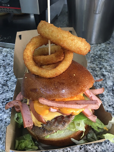 Opinii despre Chicken House în Sambreville - Horeca