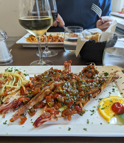 https://www.facebook.com/Trattoriapizzeria-Nonna-Stella-750975361678770