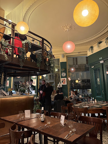 Comentarii opinii despre Basils