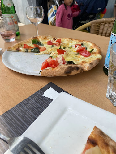 Comments and reviews of Via Roma