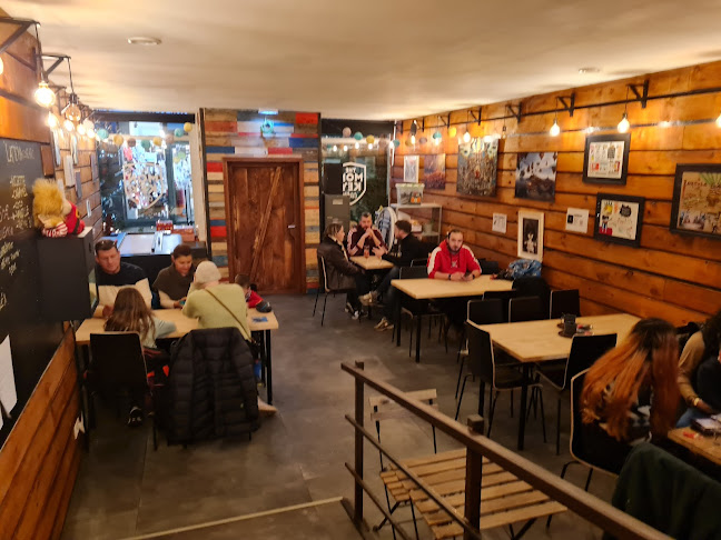 https://monkeyscafe.be/