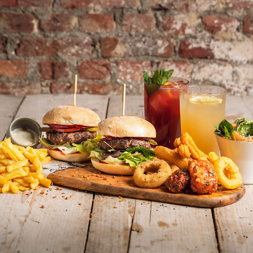 Ellis Gourmet Burger