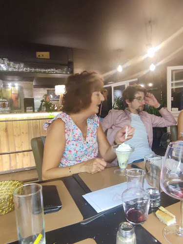 Rue Lucien Burnotte 6, 6840 Neufchâteau