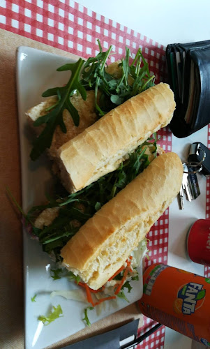 Opinii despre Le Midi 30 în Marche-en-Famenne - Horeca