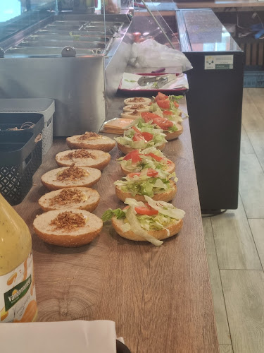 Av. Charles Deliège 70, 7130 Binche