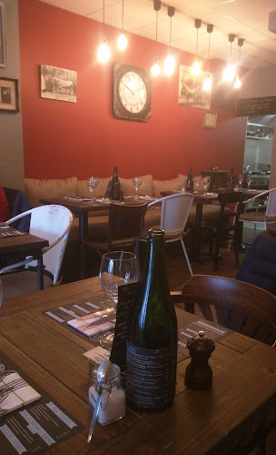 Comments and reviews of Les amis de Bobonne