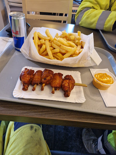 Golden Snack Open Times