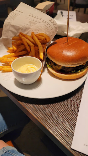 Brasserie D-LYS Open Times