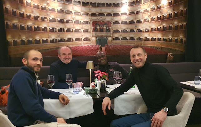 Comentarii opinii despre L'Opéra