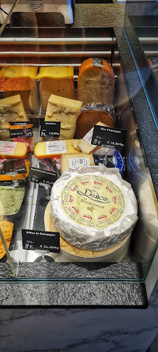 Comentarii opinii despre Tables Delicatessen