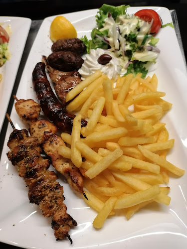 Comentarii opinii despre Yia Mas