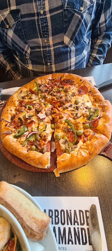 Reviews of Pizza Hut in Arlon - Horeca