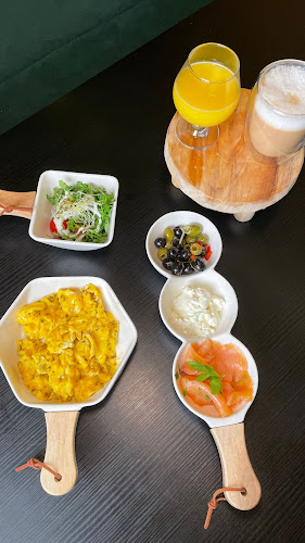 Opinii despre WINGS în Schaarbeek - Horeca