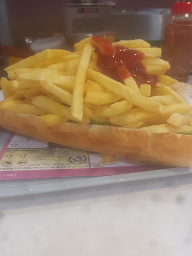 https://www.fritmap.com/fr/friteries/friterie-de-la-gare-brainelecomte-5669