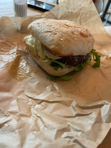 A La Friterie Lessines Open Times