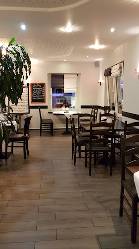 http://www.pizzeria-nideggen.de/
