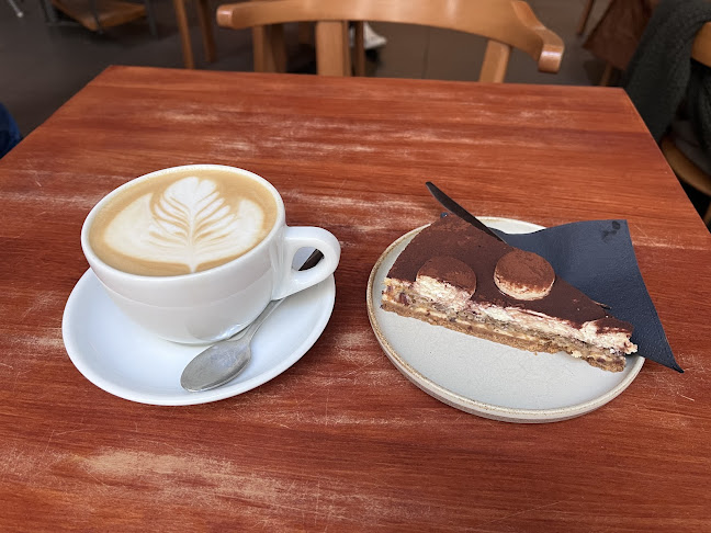 Comentarii opinii despre Koffeine