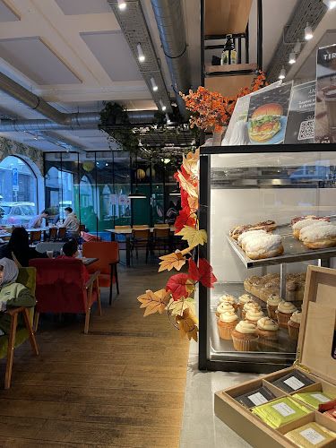 Lloyd Coffee Eatery Louise - Horeca