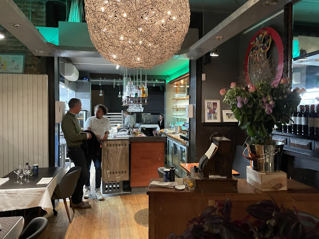 Les Uns avec les Hôtes - Sint-Agatha-Berchem