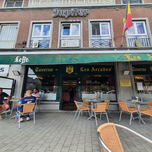 Les Arcades