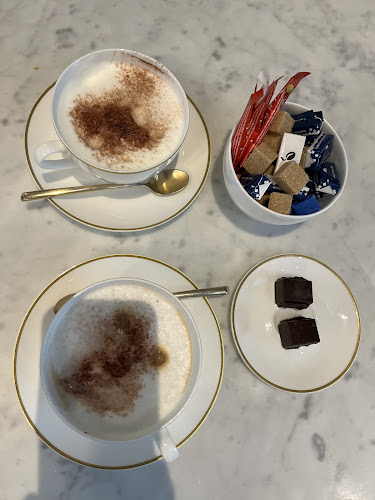 Pl. Crombez 2, 7500 Tournai