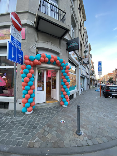 Peach Pit Burger Brussels