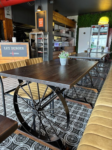 Comments and reviews of LUX BURGER