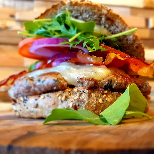 Comentarii opinii despre Burger Bar & More