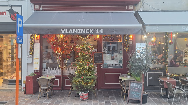 Comments and reviews of Vlaminck '14