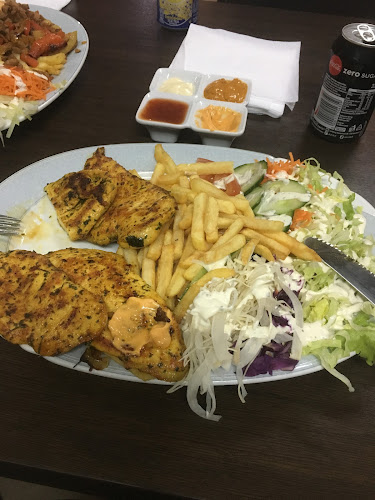 https://www.snackyasmina.be/