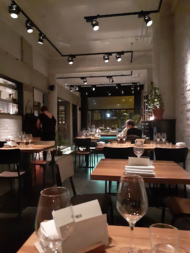 Comments and reviews of PUBLIEK