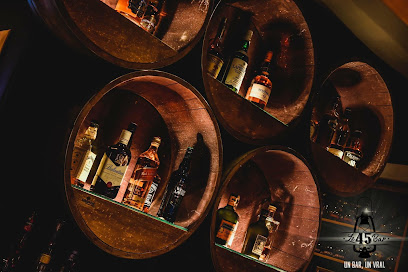 Le 45 Bar