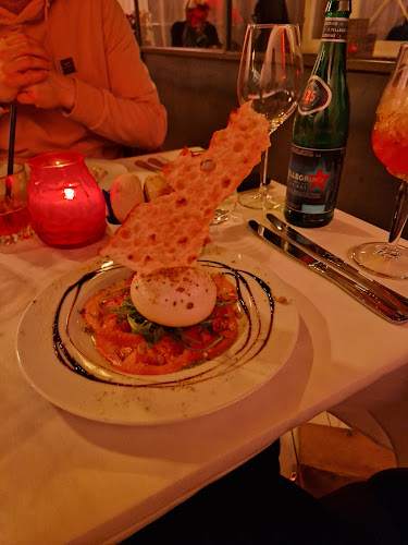 Au Gusto Wine & Dine