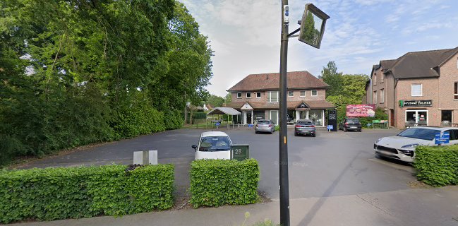 La Puesta Del Sol, Fast Food