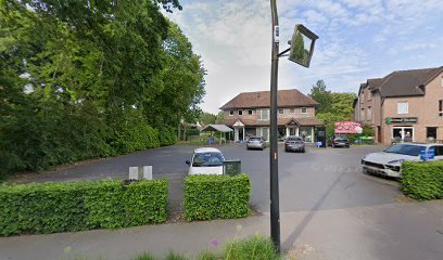 La Puesta Del Sol, Fast Food