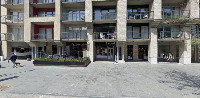 Comments and reviews of La Scala